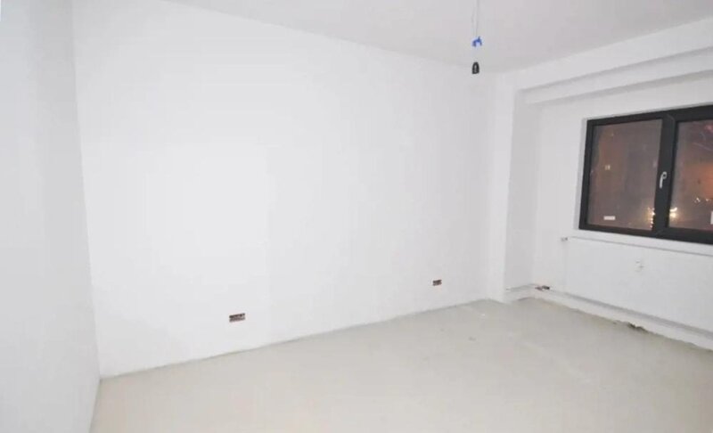 Ap 3 camere, Tineretului, parter, pretabil locuinta sau investitii